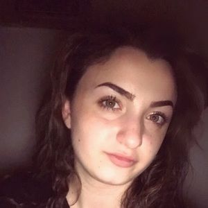 Meet your Posher, Hadija